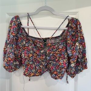 Floral crop top- Target Brand (Wild Fable). Size M